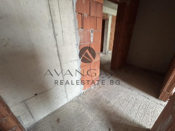 ИЗГОДНО! ДВУСТАЕН С АКТ 14