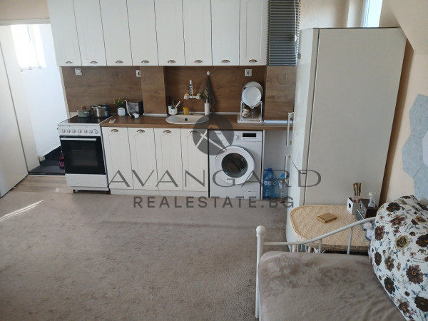 One -bedroom furnished / VMI