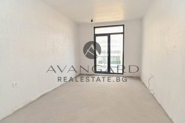 Three bedroom to Mall Plovdiv!