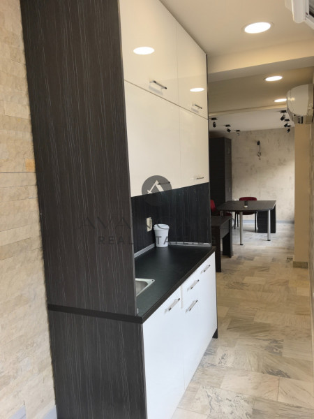 ОФИС / ВОДНАТА ПАЛАТА