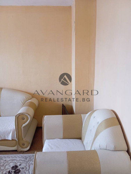 Two -bedroom / real square footage