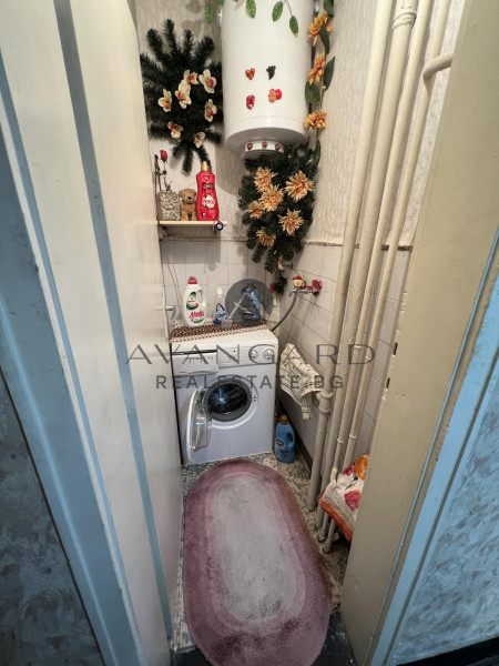 MULTI-ROOM CENTER/ Water Palace