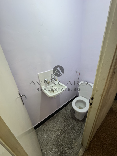 REAL SQUARE !! THREE-ROOM APARTMENT IN THRACIA NEXT TO AQUALAND!! FREE PARKING!!