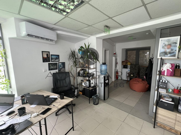 ОФИС / ТОП ЛОКАЦИЯ / ЦЕНТЪР