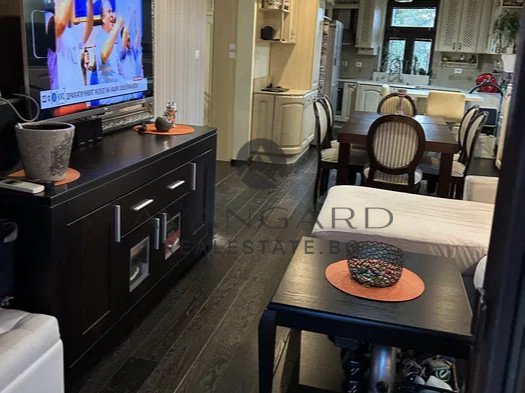 HOUSE WITH GARAGE IN THE OLD TOWN