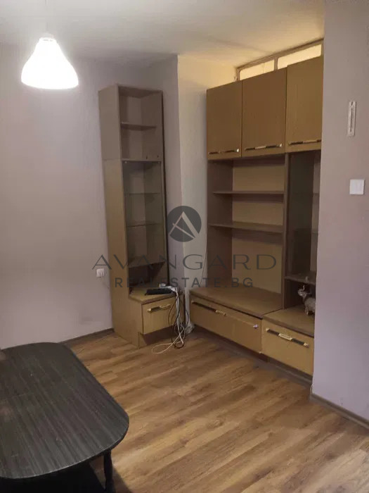 One bedroom! Three separate rooms! Kyuchuk Paris!