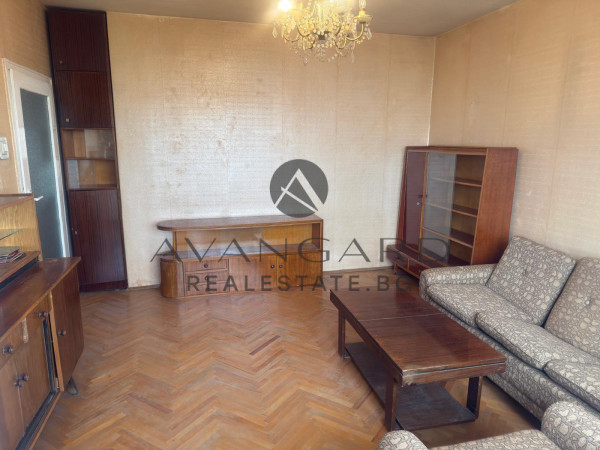 Two -bedroom / real square footage