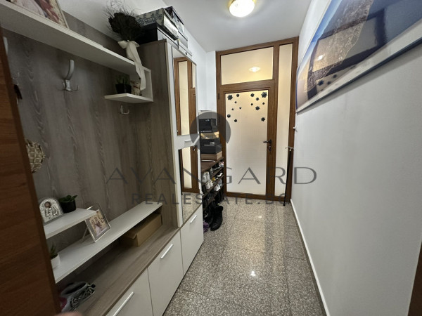 A three -bedroom furnished! Kyuchuk Paris!