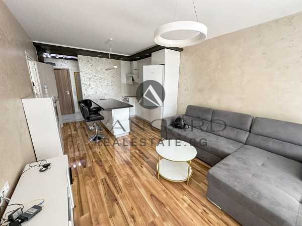 ПРОСТОРЕН ОБЗАВЕДЕН ДВУСТАЕН / НОВА СГРАДА / ЮЖНО ИЗЛОЖЕНИЕ