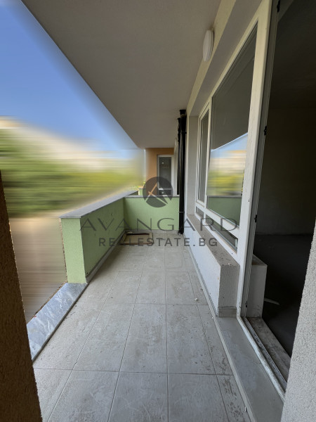 One bedroom apartment in front of Act 16!