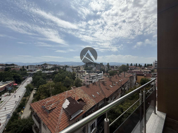 A multi -bedroom apartment in the center of Plovdiv