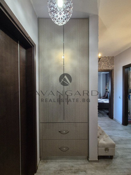 ТРИСТАЕН обзаведен / Марица Гардънс