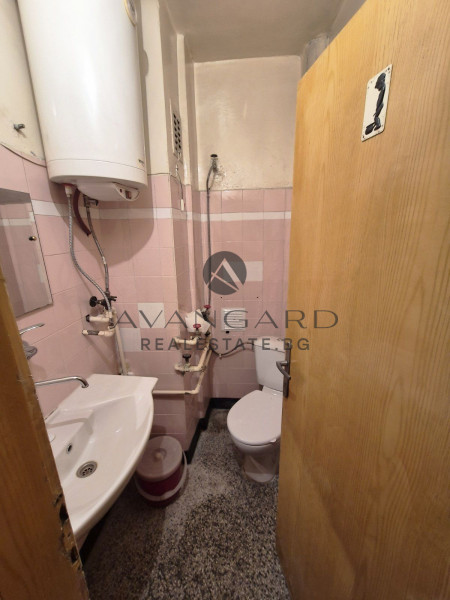 ЧЕТИРИСТАЕН  АПАРТАМЕНТ С РЕАЛНА КВАДРАТУРА / КАМЕЛА