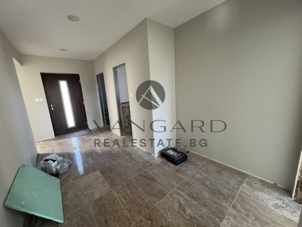 Detached two-story house with deed 16 in Krumovo