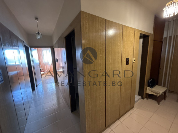 Three bedroom to Mall Plovdiv! Smirnenski!