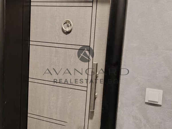 Двустаен с акт 16