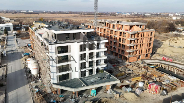 Luxurious new building Kurshiaka