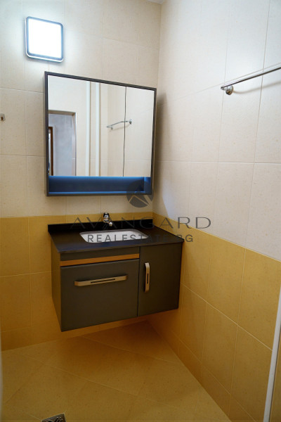 THREE-ROOM APARTMENT WITH REAL SQUARE AREA IN KARSHIYAKA!!!