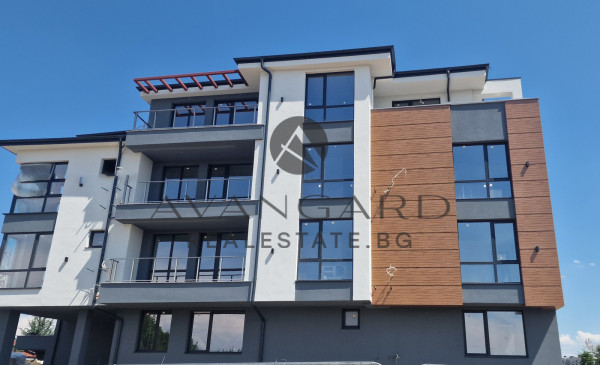 TWO-ROOM APARTMENT WITH PARKING SPACE