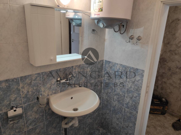 TWO-ROOM FURNISHED APARTMENT PARIS