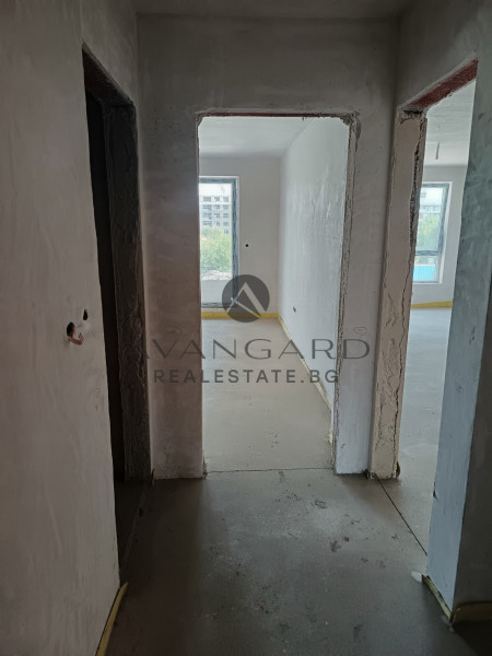 One bedroom with parking space in the price! Ostromila!