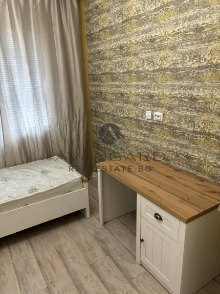 Luxury four-room apartment next to MG