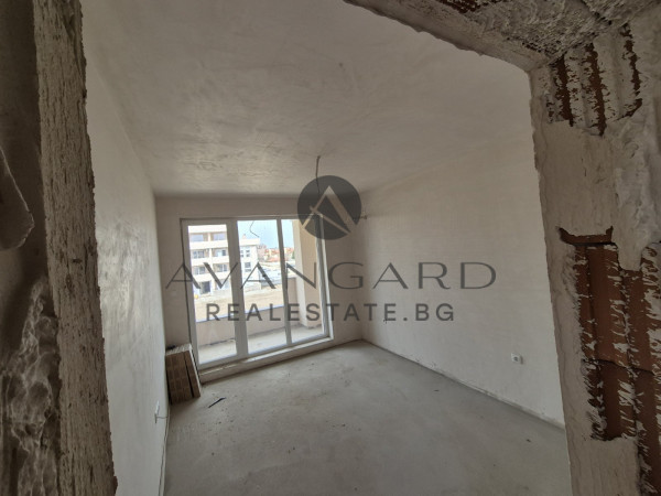 Two -bedroom apartment / Kyuchuk Paris