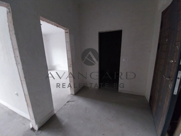 АКТ 16! Тристаен апартамент С 34 кв.м. ХОЛ / Мол Пловдив