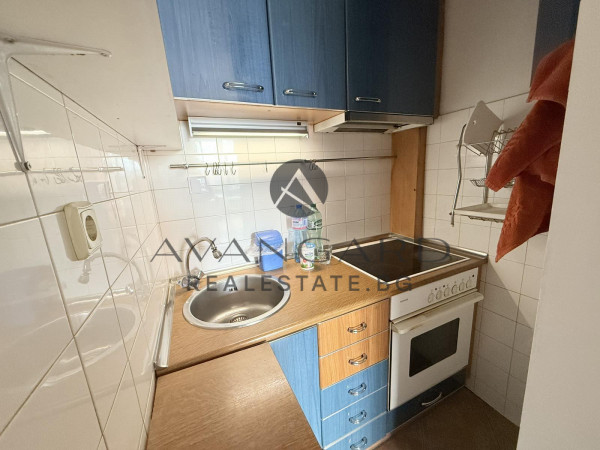 A three -bedroom furnished! Karshiyaka!