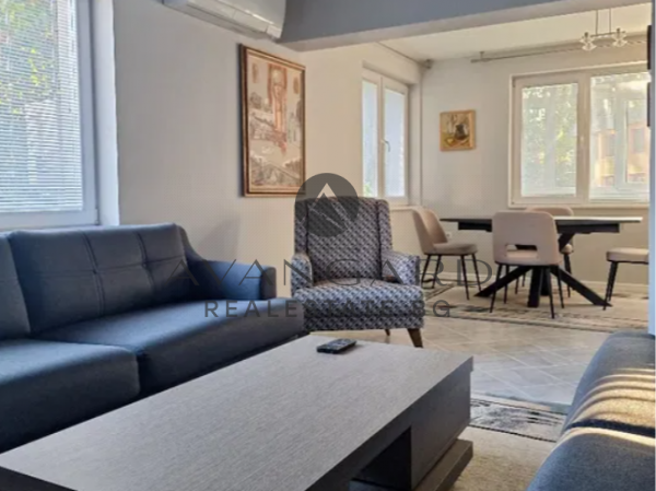 МНОГОСТАЕН С ПАРКОМЯСТО / НОВОТЕЛА