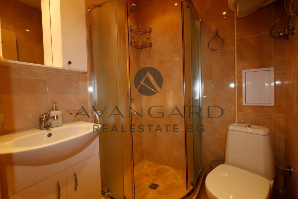 Двустаен апартамент в Каменица 1