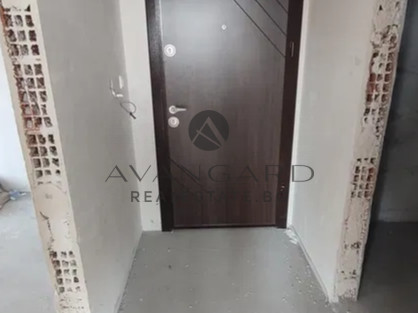 One-bedroom with a PARKING SPACE IN FRONT OF ACT 16