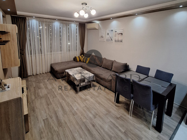 Обзаведен двустаен до VIA Park