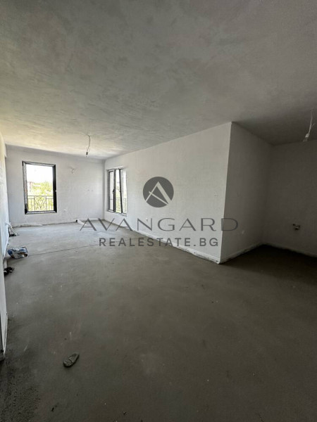 One bedroom apartment with 30 sq.m. Hall / Ostromila