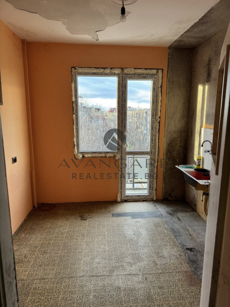Three-room REAL SQUARE AREA