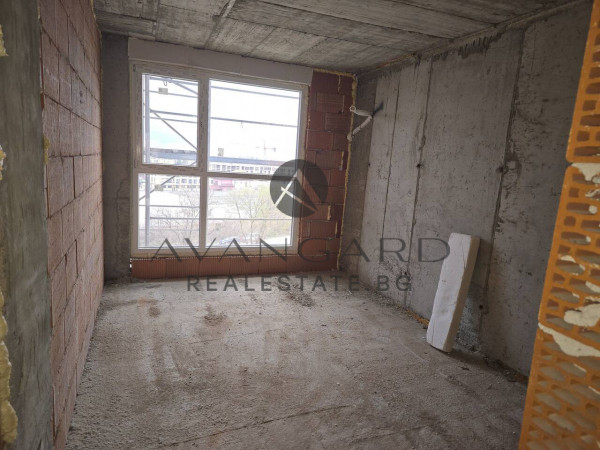 One -bedroom apartment with act 14