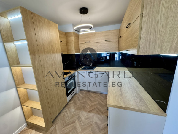 Luxury two -bedroom Hristo Smirnenski