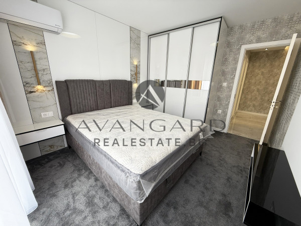 LUXURIOUSLY FURNISHED THREE-ROOM APARTMENT!!