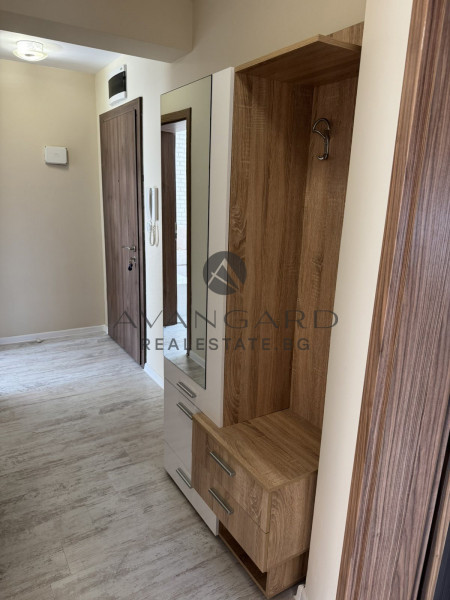 Act 16! Furnished two -bedroom Park Studenets