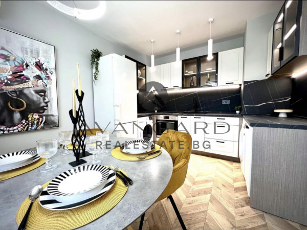 Luxury two -bedroom