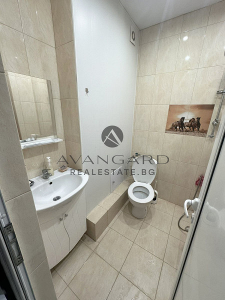 Двустаен обзаведен до Форума