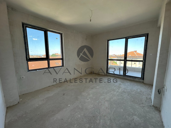 One -bedroom in front of act16 / parking space in the price