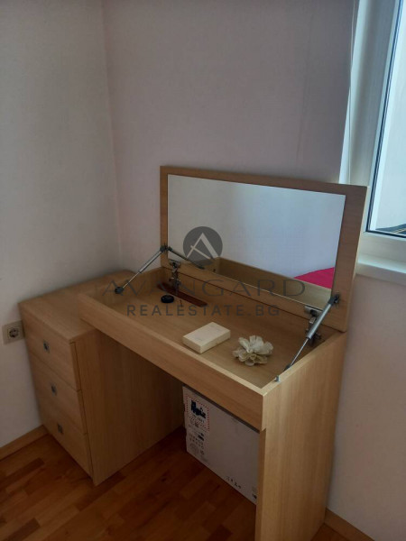 Furnished one -bedroom white birch