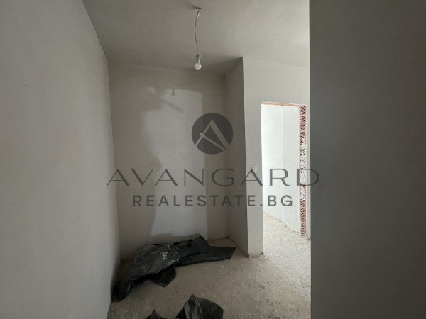 Тристаен апартамент / Кършияка