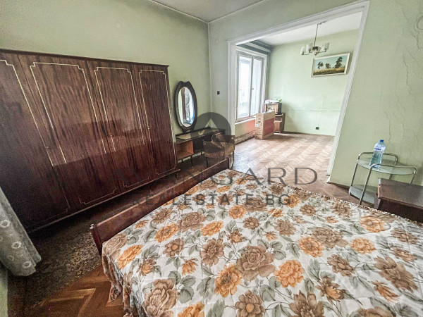 Тристаен С ПАРКОМЯСТО ВОЕННА БОЛНИЦА