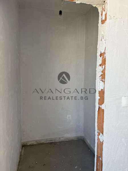 In front of Act16! Two -bedroom apartment! Smirnenski!