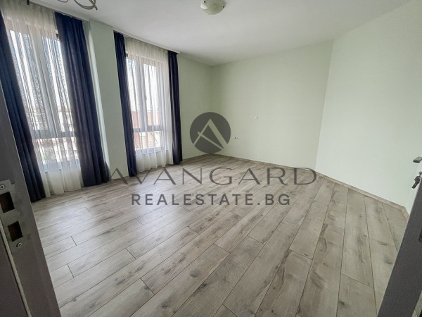 ЧЕТИРИСТАЕН ГЕРДЖИКА С АКТ 16