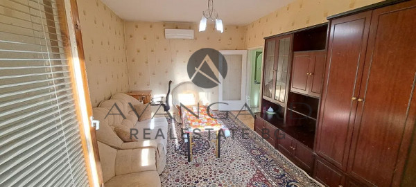 ДВУСТАЕН АПАРТАМЕНТ ДО МГ !