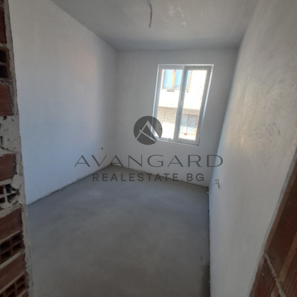 House in the village of Manole with Act 16 !!!