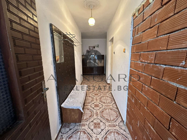 Separate house in the village of Kalekovets!